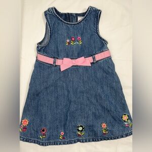 Vintage Gymboree denim jumper dress w/ embroidered flowers size 3t